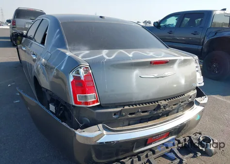 2011 Chrysler 300 z USA, uszkodzony, nr VIN 2C3CA5CG2BH537875